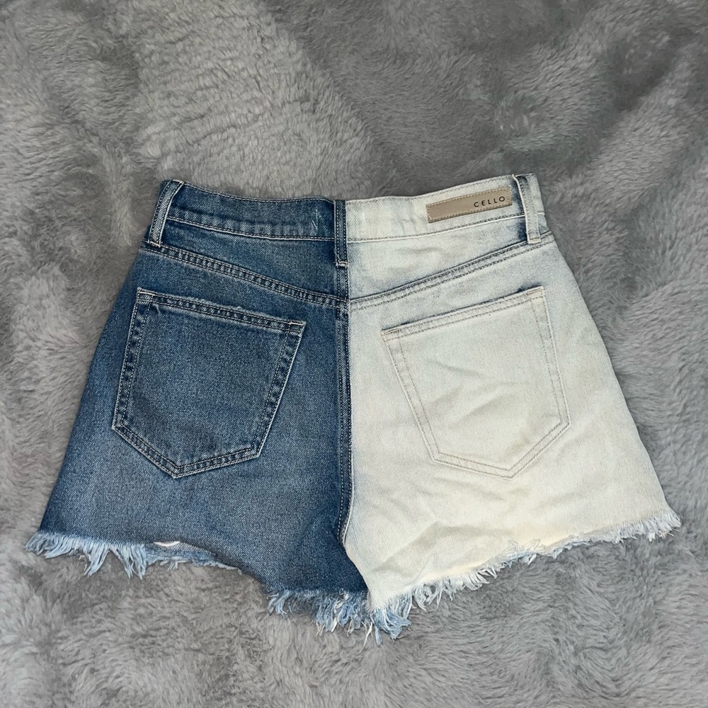 CELLO two toned jean shorts